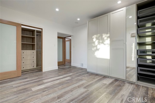 Detail Gallery Image 18 of 36 For 954 Rosemount, Glendale,  CA 91207 - 5 Beds | 3 Baths