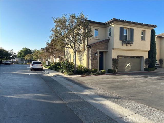 Detail Gallery Image 2 of 28 For 10559 Sausalito Ct, Los Alamitos,  CA 90720 - 3 Beds | 2/1 Baths