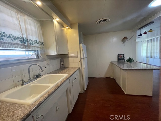 Detail Gallery Image 14 of 41 For 12220 5th #146,  Yucaipa,  CA 92399 - 3 Beds | 3 Baths