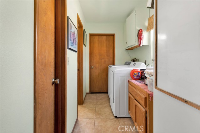 Detail Gallery Image 11 of 75 For 30881 Pawnee St, Lucerne Valley,  CA 92356 - 6 Beds | 4/1 Baths