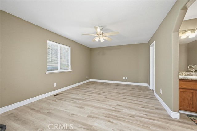 Detail Gallery Image 13 of 21 For 16031 44th, Clearlake,  CA 95422 - 3 Beds | 2 Baths