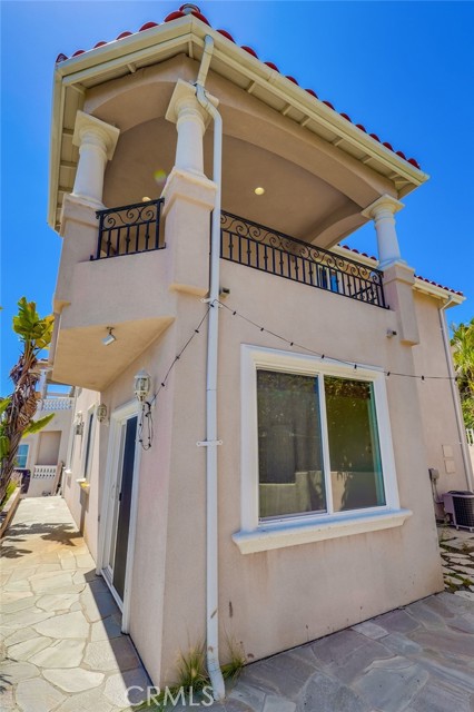 3304 Palo Vista Drive, Rancho Palos Verdes CA: https://media.crmls.org/medias/b740acbf-6a64-4de5-a4d4-164f1cd9cd15.jpg