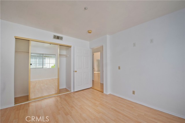 Detail Gallery Image 17 of 35 For 21023 1/2 Gault St #7,  Canoga Park,  CA 91303 - 3 Beds | 2/1 Baths