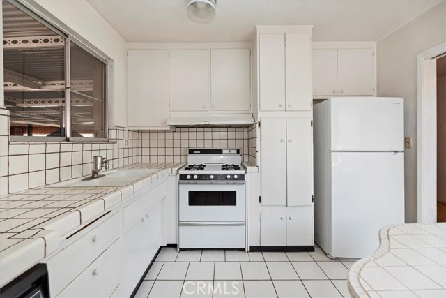 Detail Gallery Image 16 of 43 For 920 W Citrus St, Colton,  CA 92324 - 3 Beds | 1/1 Baths