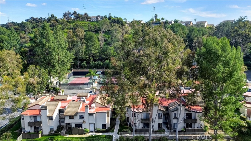 https://media.crmls.org/medias/b741fc8b-3852-45fb-aa7b-77a04c34da79.jpg?preset=X-Large