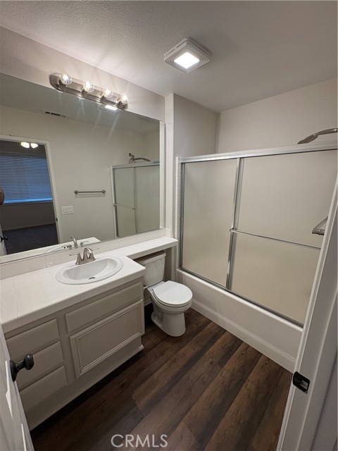 Detail Gallery Image 7 of 18 For 28512 Sorano, Lake Forest,  CA 92679 - 2 Beds | 2 Baths