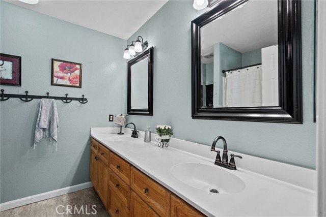 27606 Primrose Lane, Castaic CA: https://media.crmls.org/medias/b742cc3e-5e78-4bc9-acc0-22fa2825b4c6.jpg