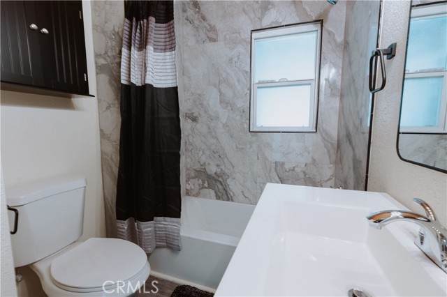 Detail Gallery Image 16 of 18 For 42520 Sonoma Dr, Big Bear Lake,  CA 92315 - 4 Beds | 2 Baths