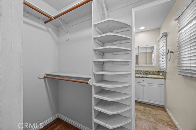 Detail Gallery Image 18 of 39 For 122 E Rosewood Ct, Ontario,  CA 91764 - 2 Beds | 2 Baths