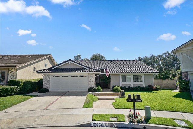 MLS# OC23194118