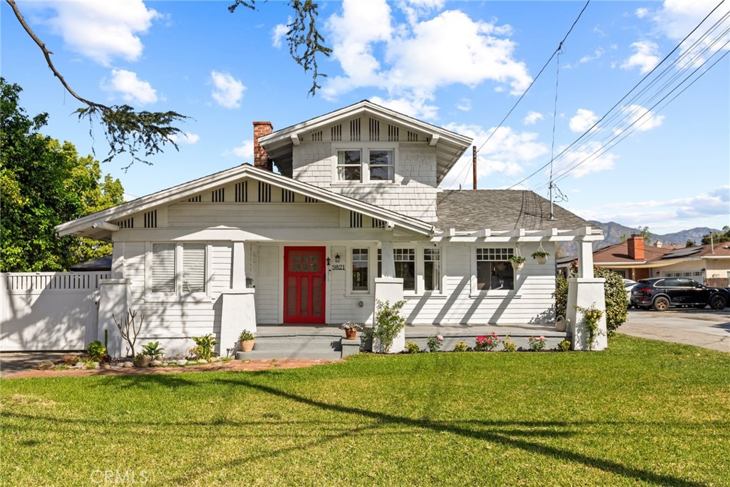 9821 Garibaldi Avenue