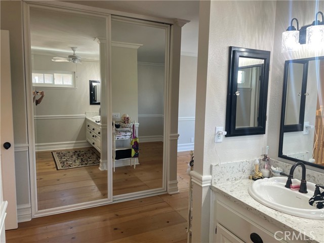 22191 Apache Drive, Lake Forest CA: https://media.crmls.org/medias/b7459c28-2cb1-4691-942c-ecd0f7414378.jpg