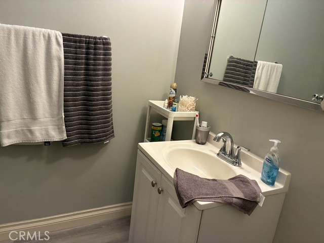 Detail Gallery Image 22 of 28 For 919 N Minter, Santa Ana,  CA 92701 - 2 Beds | 2 Baths