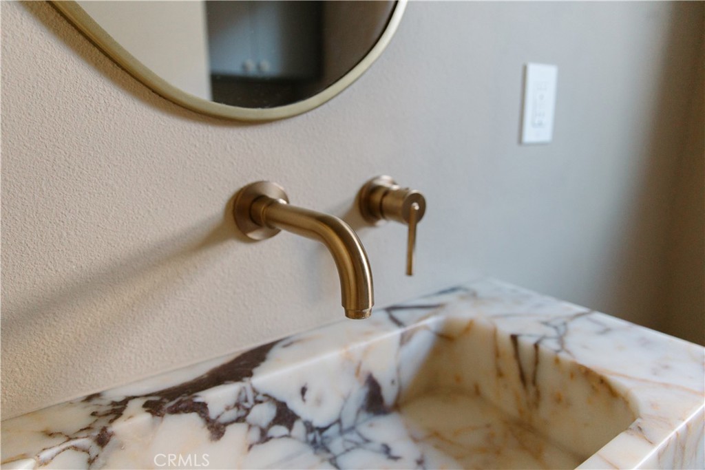 MLS #OC25234747 image #15