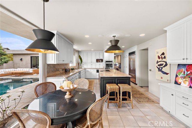 Detail Gallery Image 11 of 33 For 1401 Lincoln Ln, Newport Beach,  CA 92660 - 4 Beds | 5 Baths