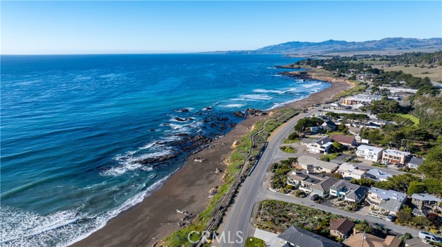 Detail Gallery Image 46 of 49 For 208 Weymouth, Cambria,  CA 93428 - 3 Beds | 2/1 Baths