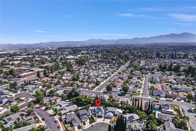 23881 Gates Street, Lake Forest CA: https://media.crmls.org/medias/b747d54c-e46a-4561-a761-f9743345b920.jpg