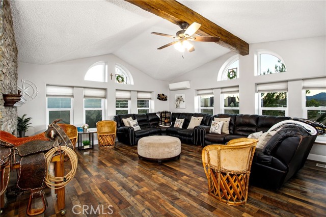 Detail Gallery Image 8 of 41 For 42815 42815 El Campo Road, Anza,  CA 92539 - 3 Beds | 3 Baths