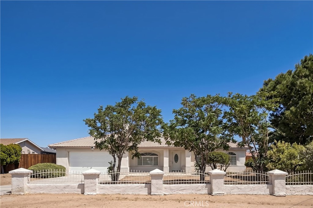 17482 Walnut