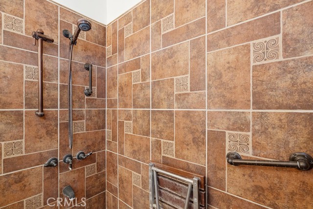 10525 Olive Street, Temple City CA: https://media.crmls.org/medias/b749349c-a865-4e64-8a18-0c88b9909b15.jpg