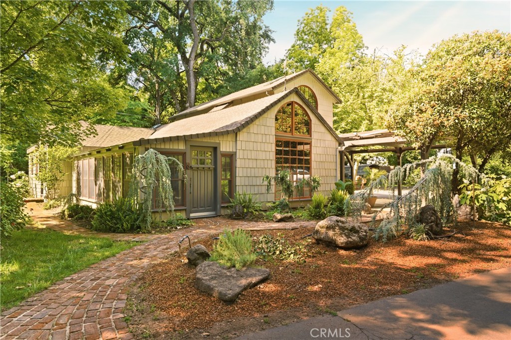 9345 Stanford Lane