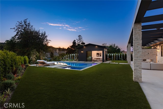 4601 Vista De Oro Avenue, Woodland Hills CA: https://media.crmls.org/medias/b74a682d-0990-4c66-902b-af2565b5d143.jpg