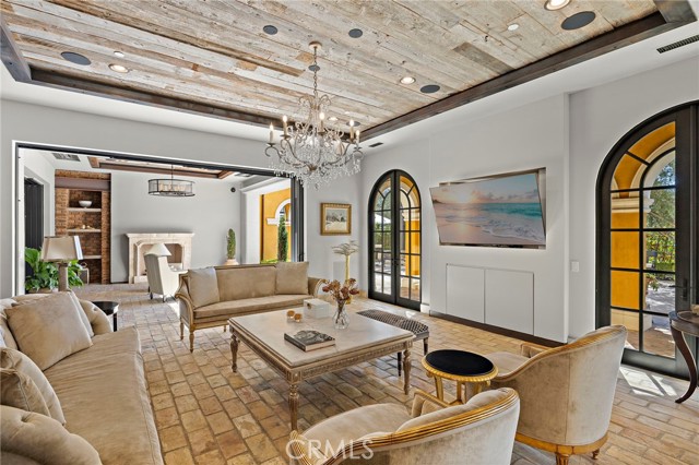 Detail Gallery Image 22 of 70 For 12 Thomas Rd, Ladera Ranch,  CA 92694 - 6 Beds | 7/1 Baths