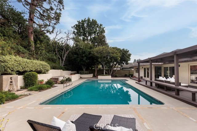 Detail Gallery Image 4 of 23 For 1161 Hyde Park Dr, North Tustin,  CA 92705 - 4 Beds | 3 Baths