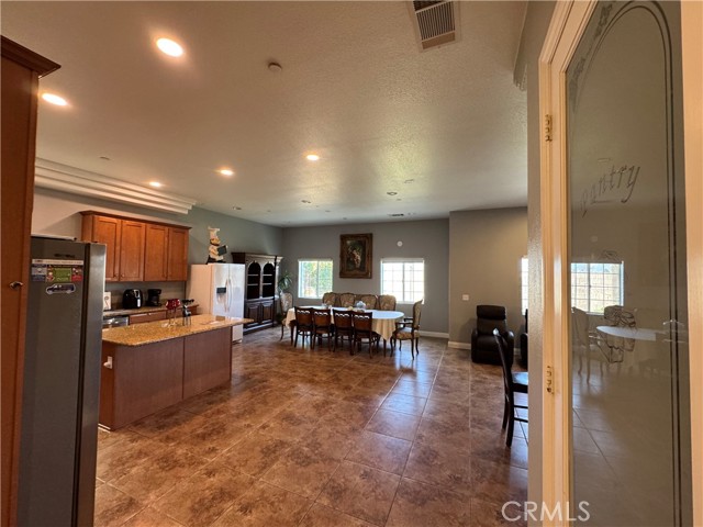 Detail Gallery Image 13 of 19 For 699 Winners Cir, San Jacinto,  CA 92582 - 5 Beds | 2 Baths