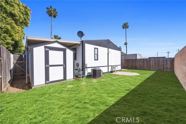 Detail Gallery Image 40 of 40 For 4 Dogwood Ln, Bakersfield,  CA 93308 - 3 Beds | 2 Baths