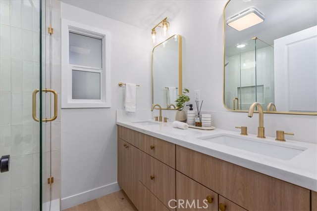 Detail Gallery Image 17 of 39 For 26002 Adamor Rd, Calabasas,  CA 91302 - 4 Beds | 2 Baths