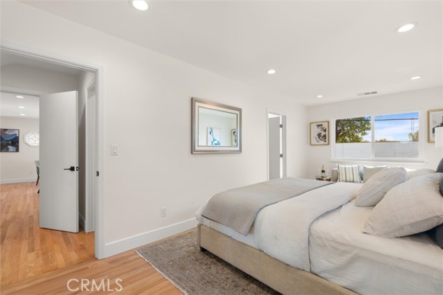 16914 Flanders, Granada Hills CA: https://media.crmls.org/medias/b74c5ac8-b96c-4333-ac0f-2b22bb1eb90f.jpg