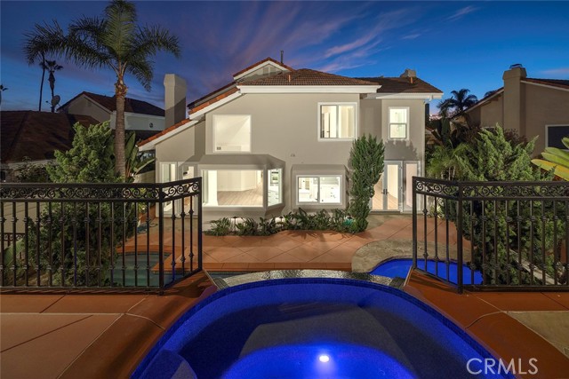 Detail Gallery Image 9 of 28 For 6 Harbor Pointe Dr, Corona Del Mar,  CA 92625 - 3 Beds | 3/1 Baths