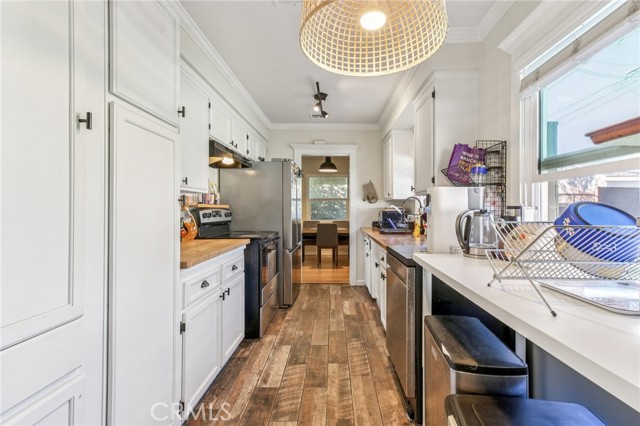 Detail Gallery Image 7 of 15 For 9713 Nadine St, Temple City,  CA 91780 - 4 Beds | 1/1 Baths