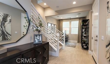 Detail Gallery Image 2 of 6 For 27397 Snow Creek Pl, Valencia,  CA 91381 - 3 Beds | 3 Baths