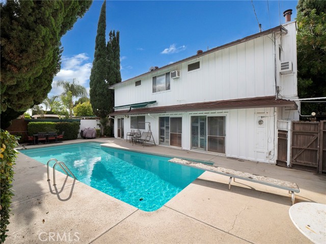 5 Bed Home for Sale in Granada Hills, California