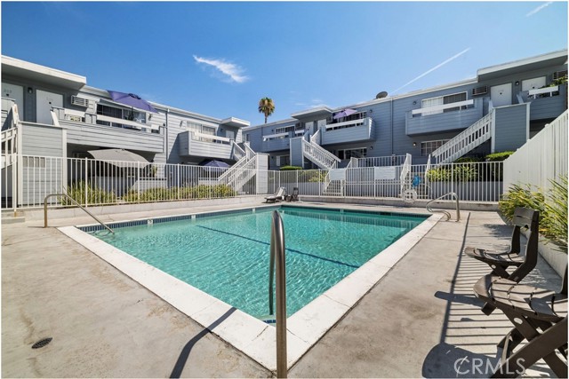 Detail Gallery Image 16 of 19 For 20930 Parthenia St #116,  Canoga Park,  CA 91304 - 1 Beds | 1 Baths