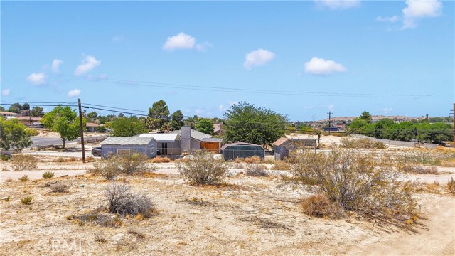 Detail Gallery Image 13 of 13 For 18924 Symeron Rd, Apple Valley,  CA 92307 - – Beds | – Baths