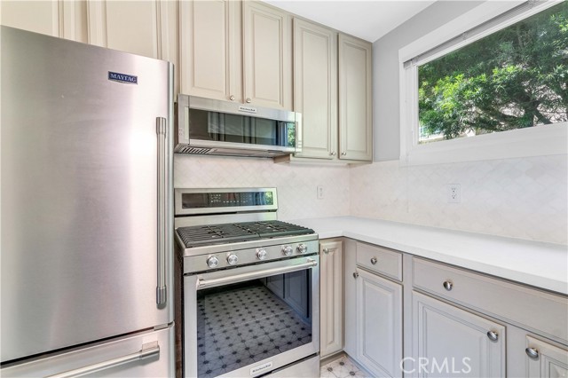 2033 Euclid Street, 5 photo 4