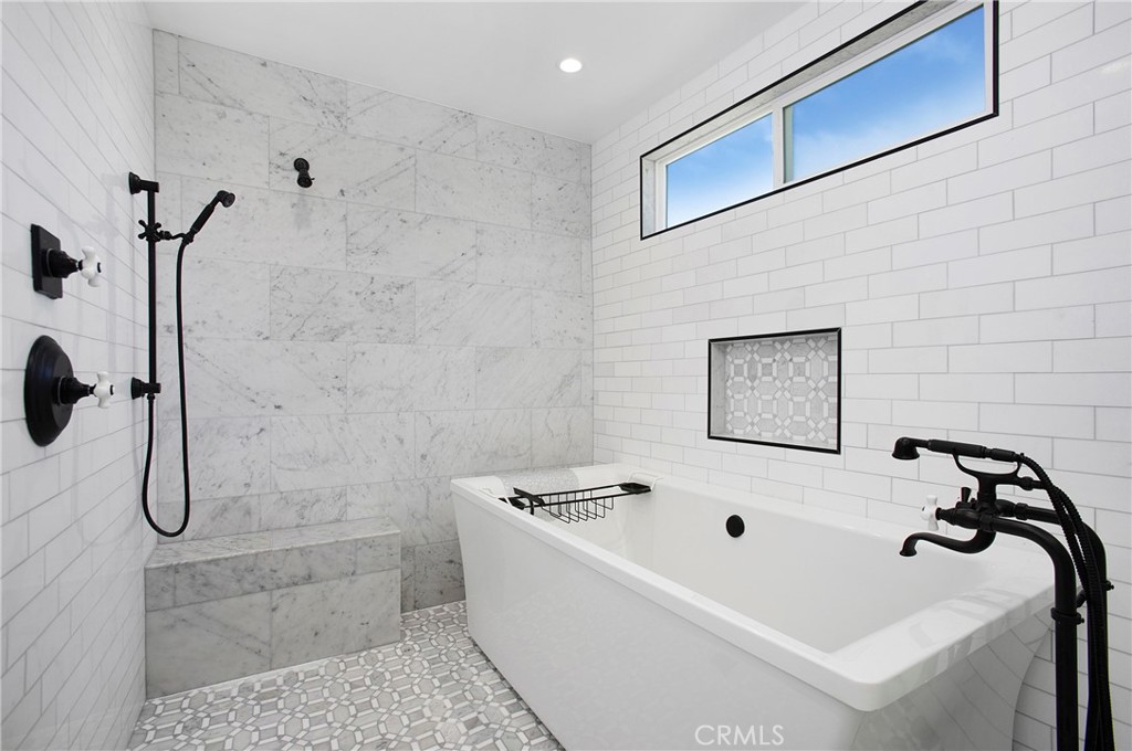 MLS #OC25163421 img 34