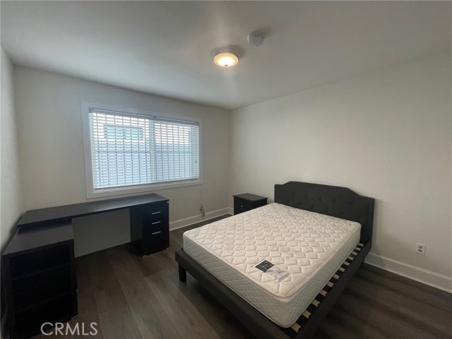 Detail Gallery Image 7 of 11 For 1250 W 37th St #4,  Los Angeles,  CA 90007 - 2 Beds | 1 Baths