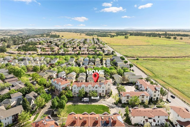 Detail Gallery Image 2 of 41 For 2227 Hutchinson St, Chico,  CA 95928 - 3 Beds | 2/1 Baths