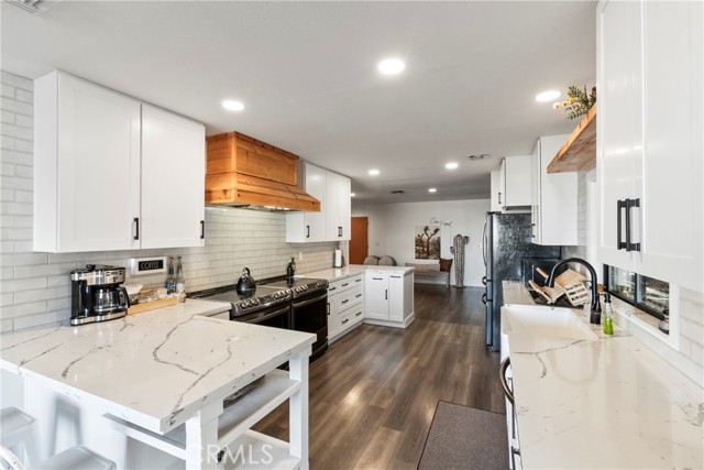 Detail Gallery Image 6 of 54 For 53988 Pinon, Yucca Valley,  CA 92284 - 3 Beds | 2 Baths