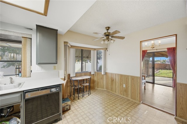 26661 Potomac Drive, Menifee CA: https://media.crmls.org/medias/b7511bf9-f3c7-469d-88d0-98f04d61447c.jpg