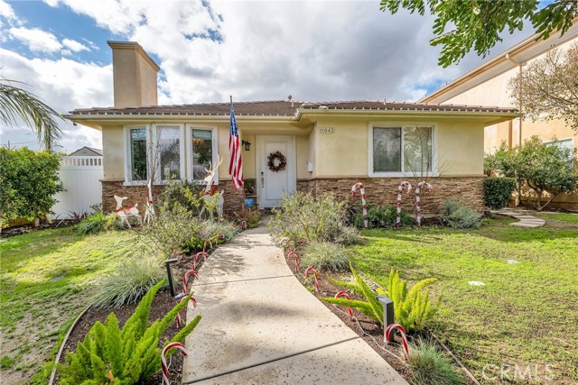 Detail Gallery Image 1 of 1 For 11043 Haskell Ave, Granada Hills,  CA 91344 - 4 Beds | 3 Baths