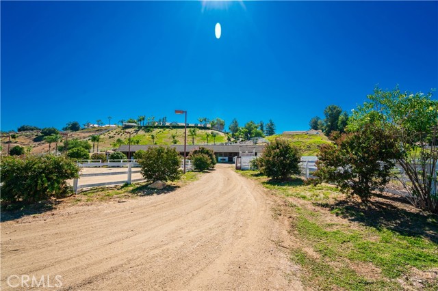 Detail Gallery Image 25 of 75 For 37550 Avenida La Cresta, Murrieta,  CA 92562 - 4 Beds | 2/1 Baths