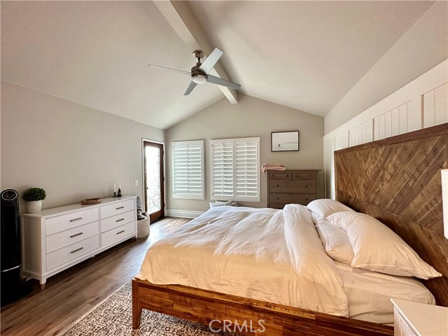 1842 Lake Street, Huntington Beach CA: https://media.crmls.org/medias/b7535650-4efc-43f7-a60d-a854644e5031.jpg