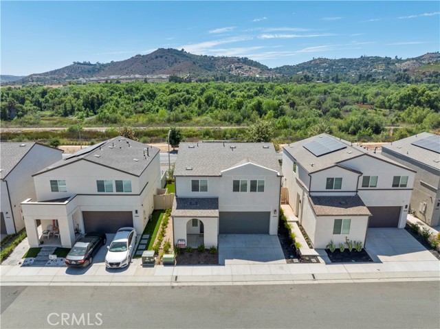 35060 Hacienda, Fallbrook CA: https://media.crmls.org/medias/b7541198-305b-4388-9e59-e9447a6c768e.jpg
