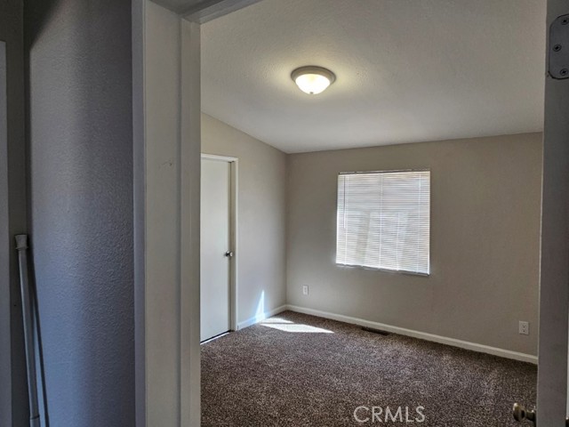 4223 Woodview Lane, Mariposa CA: https://media.crmls.org/medias/b7548a99-41d1-4d39-aa52-8b5ef1944d93.jpg