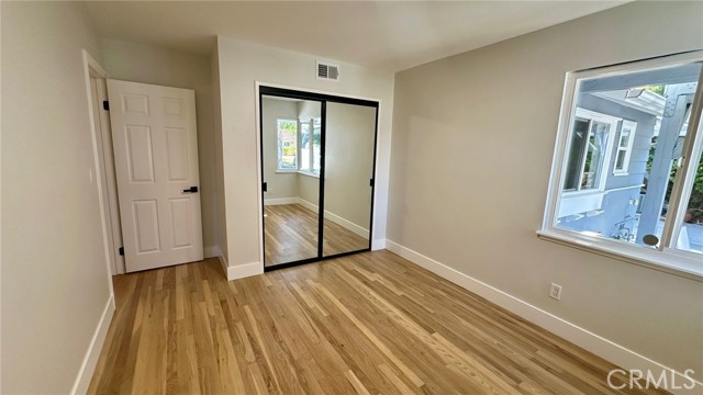 Detail Gallery Image 11 of 22 For 23012 Gilmore St, West Hills,  CA 91307 - 4 Beds | 2 Baths